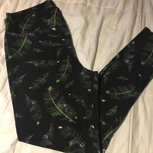 Lularoe feather tc leggings